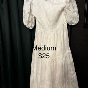 Elegant White Puff Sleeve Dress